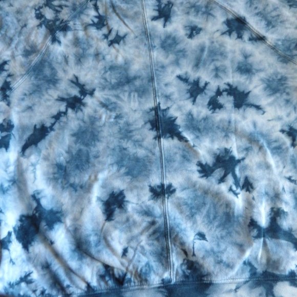 Athleta Tie-Dyed Cotton Crewneck Sweatshirt/ Blue & White/ Size MED - Picture 4 of 8